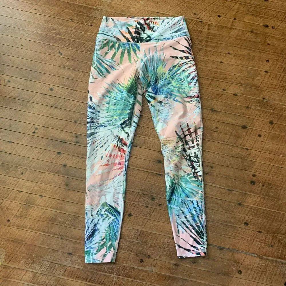 Fabletics tropical high impact cropped workout S leggings